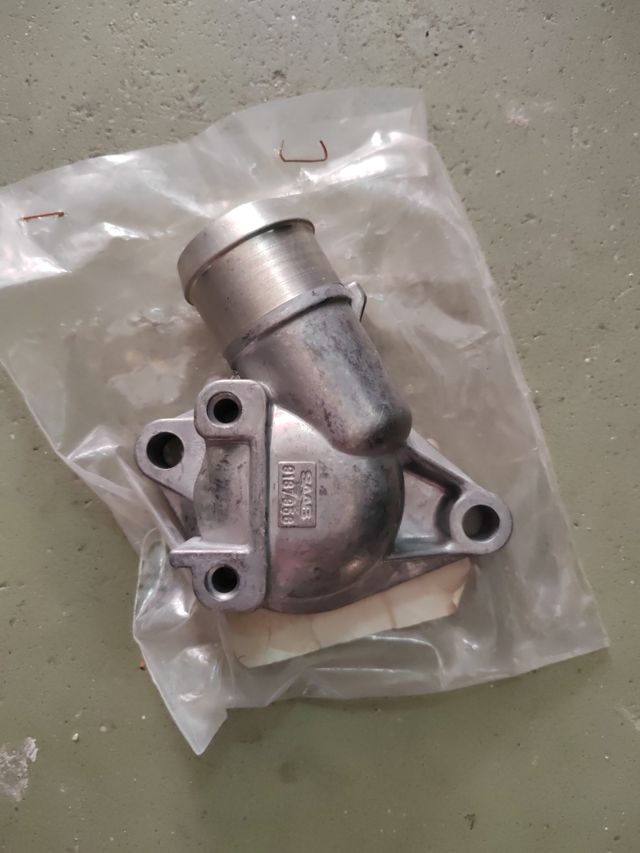 Cuerpo de termostato SAAB con número 918795