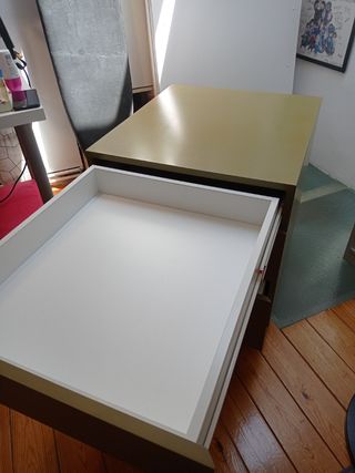 cajonera de 3 cajones de grab capacidad.