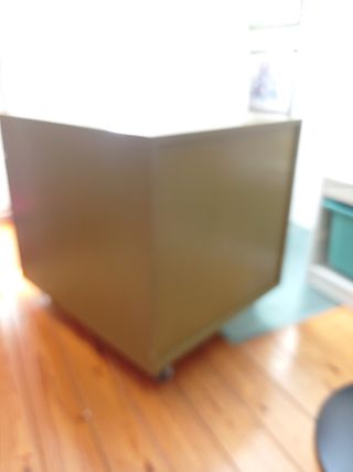 cajonera de 3 cajones de grab capacidad.