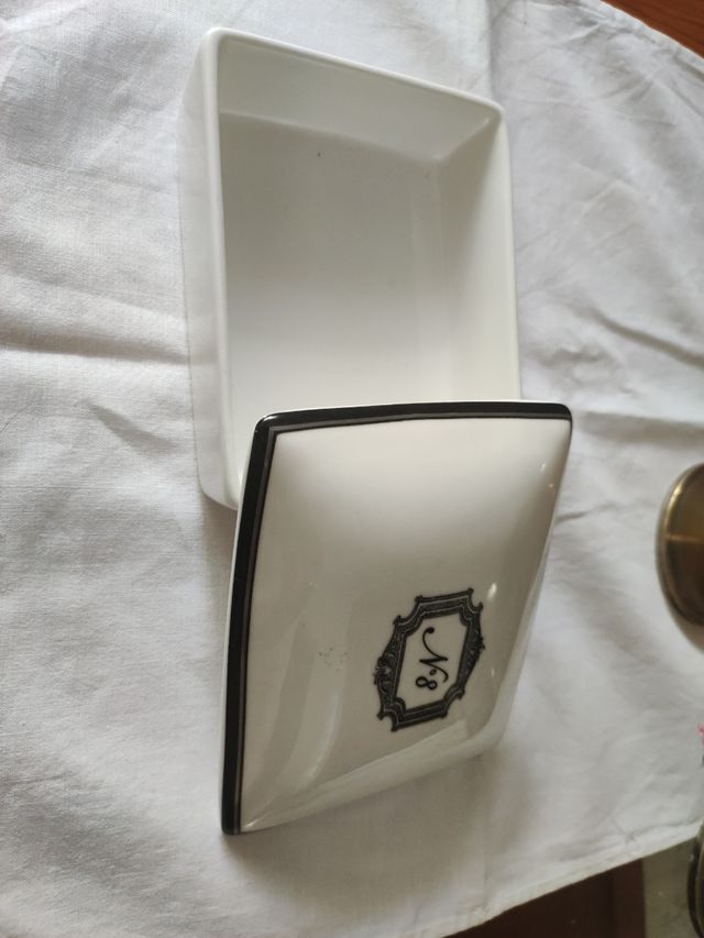 Caja, joyero porcelana