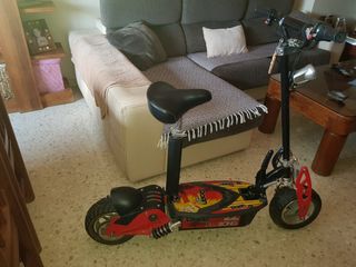 patines eléctrico de 1000 voltios como nuevo