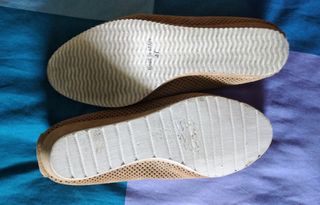 Zapato salón cuña. Talla 37