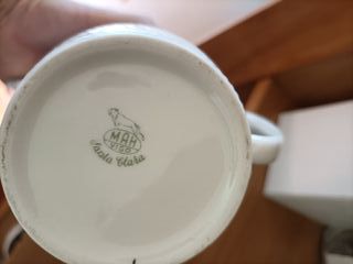 Cafetera Tetera Santa Clara. Rosa, borde dorado.