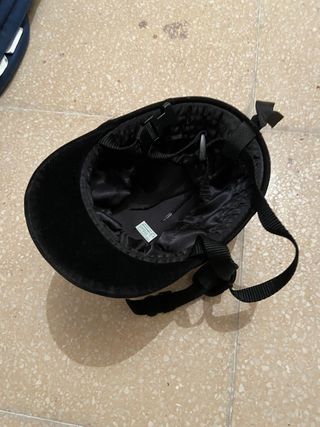 Casco niña hípica negro