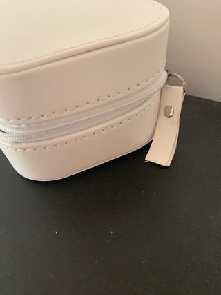 Joyero tous blanco 