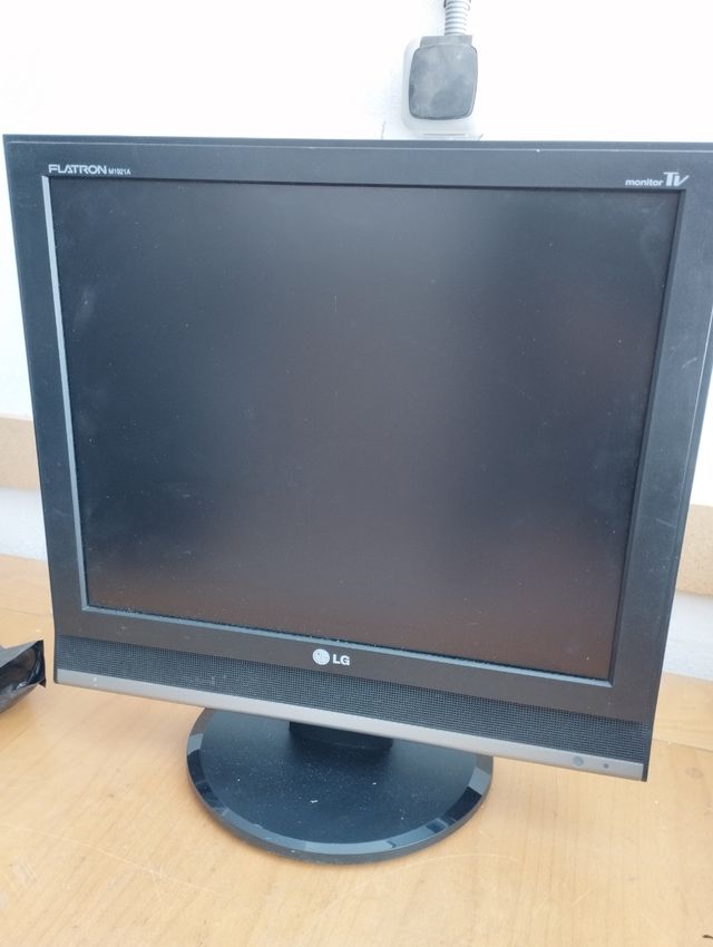 Monitor LC