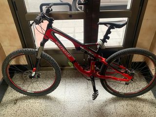 Bicicleta montaña doble suspensión, de carbono