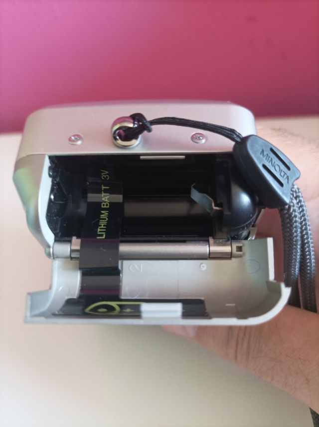 cámara analógica minolta riva zoom 125