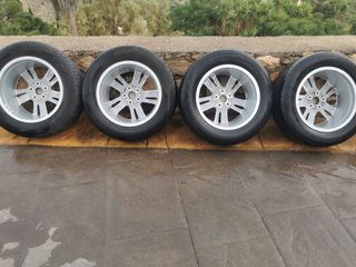Llantas ORIGINALES