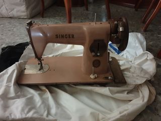 máquina antigua de coser,Singer.