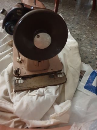 máquina antigua de coser,Singer.