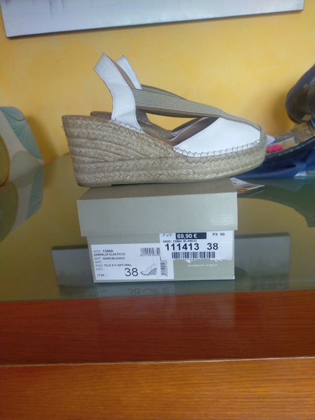 Alpargatas Vidorreta, talla 38 con cuña
