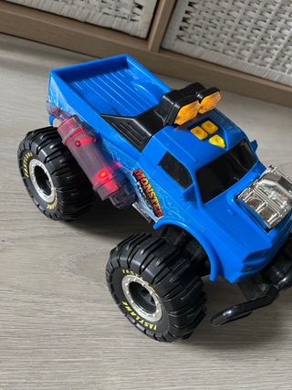 Vehículo fastlane 30cm con luz sonido y movimiento