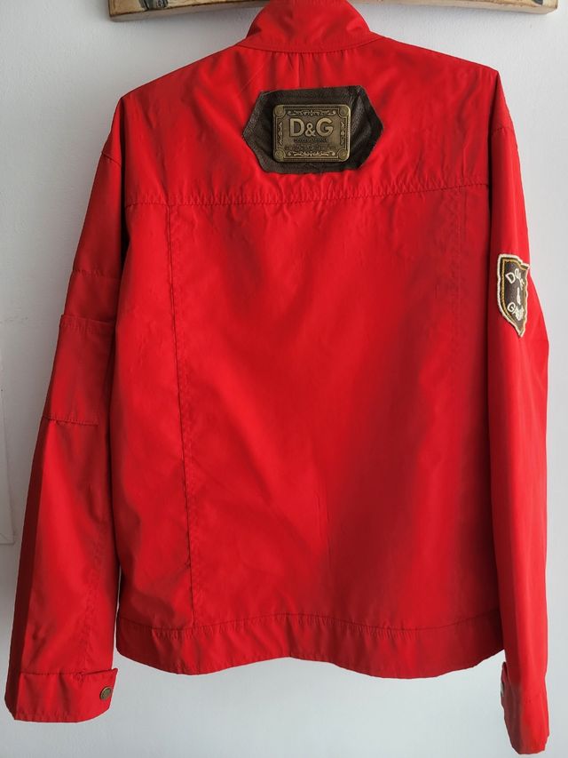 Cazadora unisex de color Roja