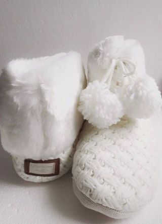 Zapatillas bota casa Oysho