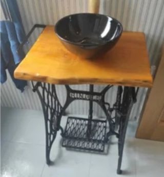 Mueble baño mesa coser hierro madera Singer Alfa