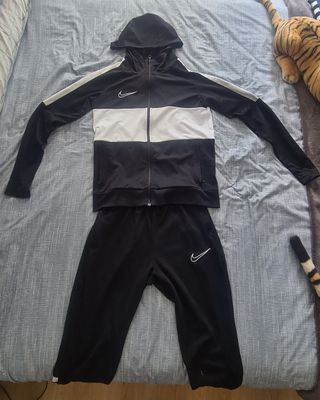 Chandal Nike DRI_FIT 