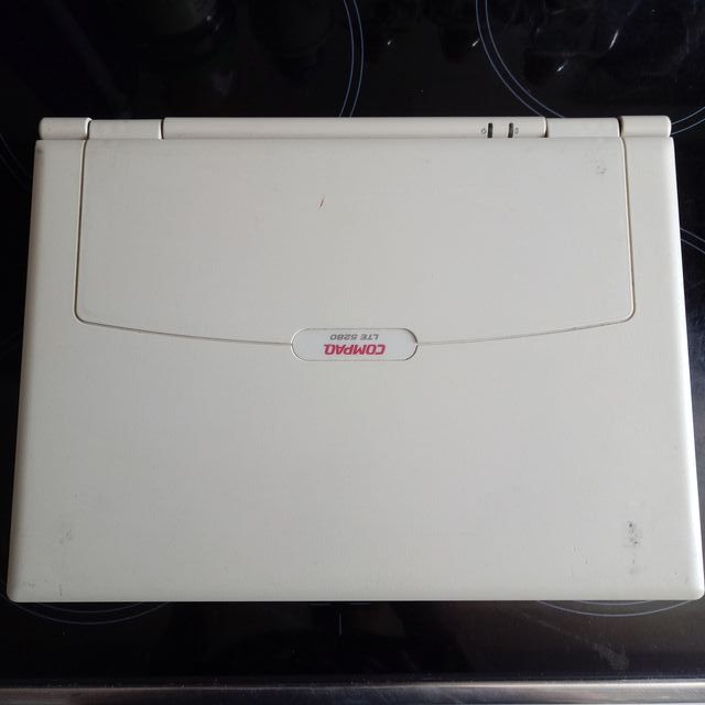 compaq Lte 5280 series 2880G retro vintage 586