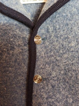 Chaqueta austriaca azul Ruedas
