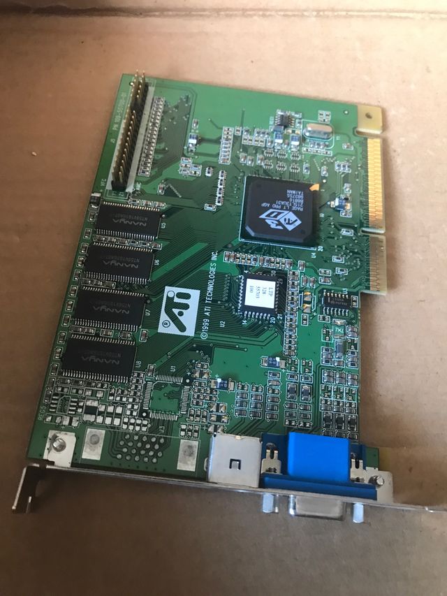 Tarjeta gráfica AGP ATI