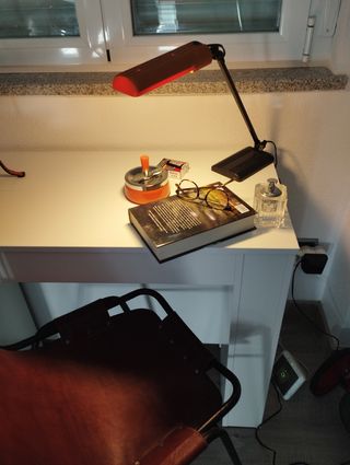 Lámpara flexo finesa