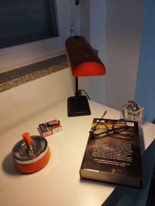 Lámpara flexo finesa