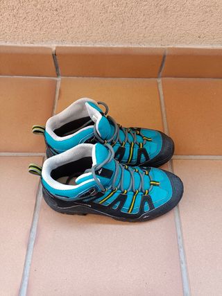 Botas de montaña y trekking