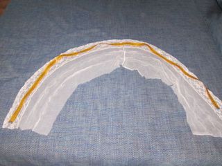 VOLANTE ENCAJE ANTIGUO DE TUL BORDADO