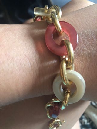 Pulsera bañada en oro
