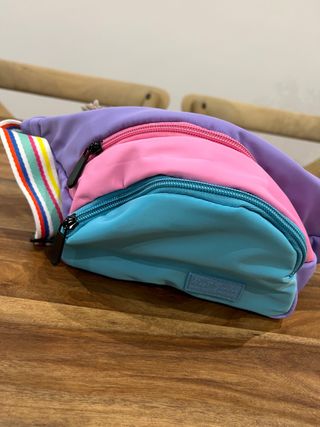 Riñonera multicolor nueva