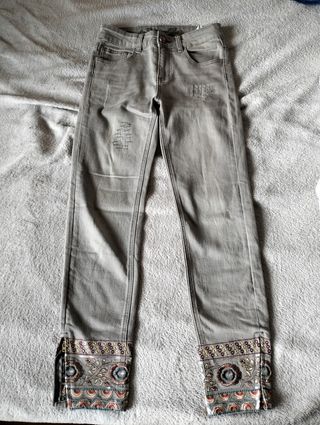 Pantalón vaquero Desigual