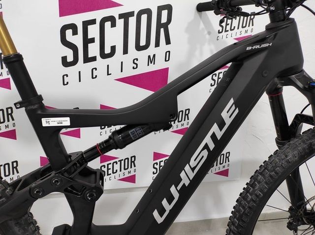 Whistle B-Rush C7.2 750wh Talla S, M y L