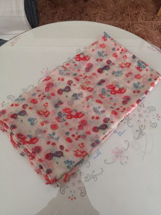 Pañuelo flores