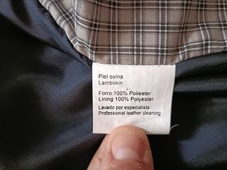 TRES Cazadoras una de piel, dos de polipiel.