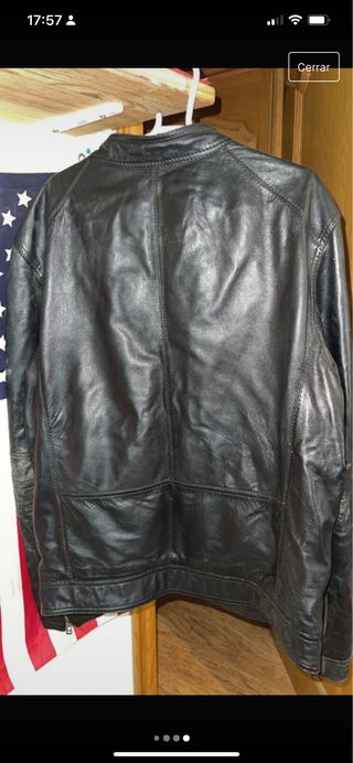 Chaqueta de cuero negra