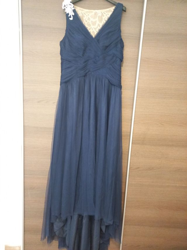 vestido puesto unas horas