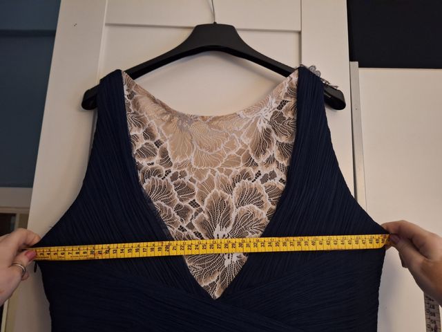 vestido puesto unas horas