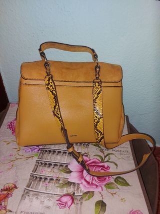 Bolso caqui