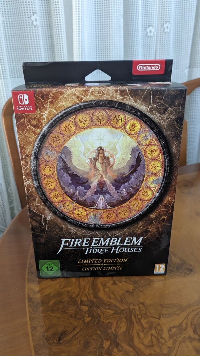 Fire Emblem Three Houses Limited Edition Switch