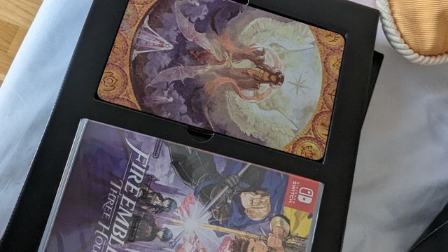 Fire Emblem Three Houses Limited Edition Switch