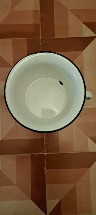 Bacinilla Antigua de Peltre enlozada Vintage