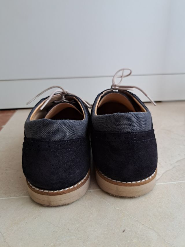 Zapatos de vestir azules Angelitos