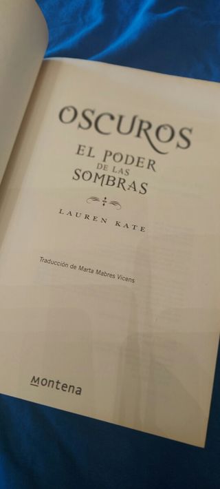 Oscuros . El poder de las sombras  .