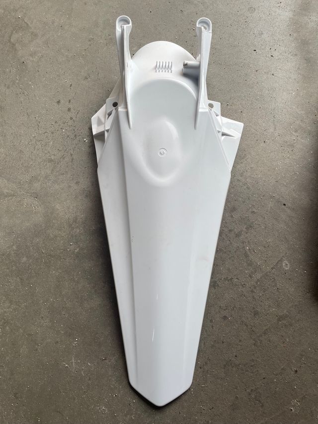 Guardabarros trasero