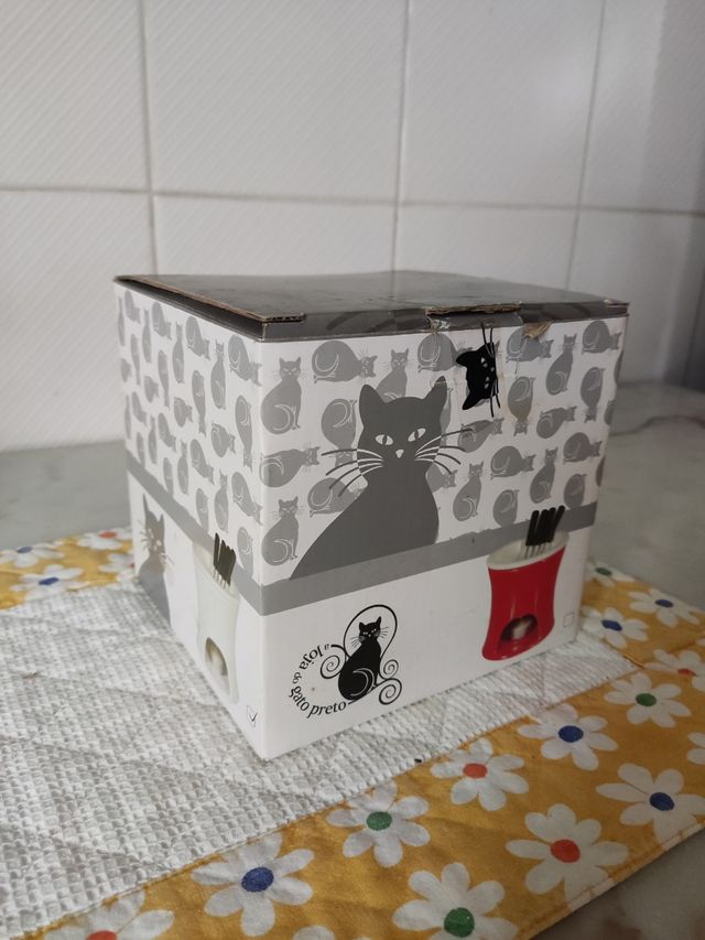 Molheira/fondue cerâmica branco Gato preto