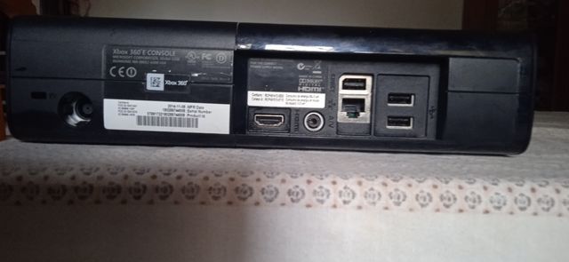 XBOX 360 250 GB color negro+auriculares con micro