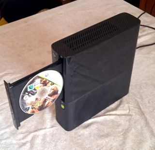 XBOX 360 250 GB color negro+auriculares con micro