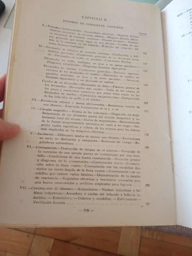 Curso de Electrotecnia. José Morillo y Farfán.
