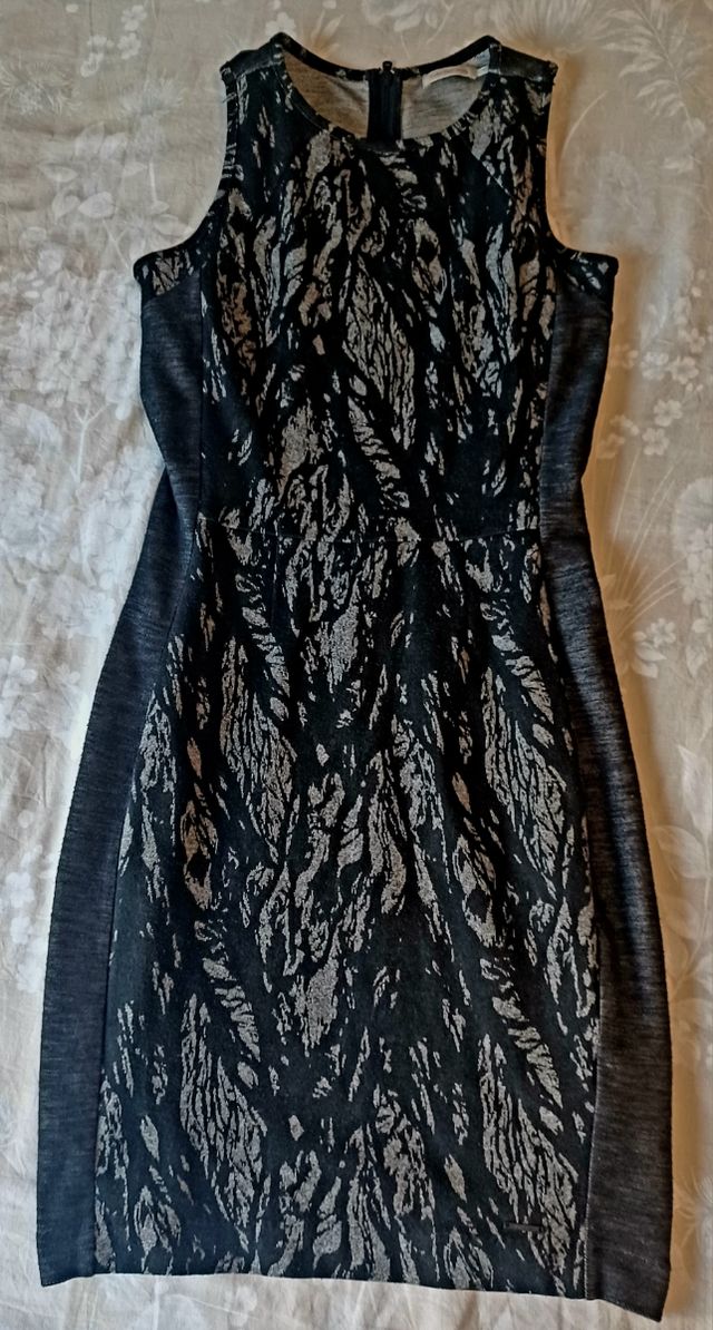 Calvin klein.Super ocasion .Maravilloso vestido