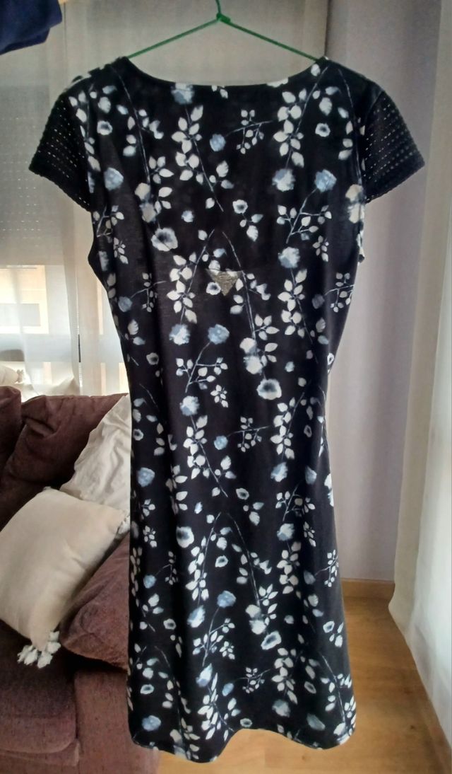 Super ocasión. precioso vestido bicolor. Smash